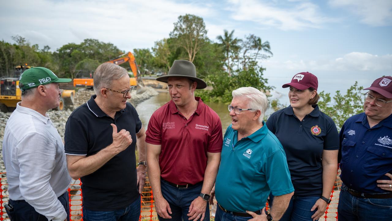 Anthony Albanese in Holloways Beach with the Premier of Queensland, Steven Miles, the Minister for Emergency Management, Murray Watt, and Queensland Senator Nita Green. The met with residents affected by the recent flooding in Far North Queensland. Picture: NCA NewsWire/ Emily Barker