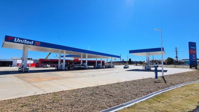 United Petroleum opened at 67 Highfields Rd, complete with five pumps and an offering of Pie Face and Mrs Fields products