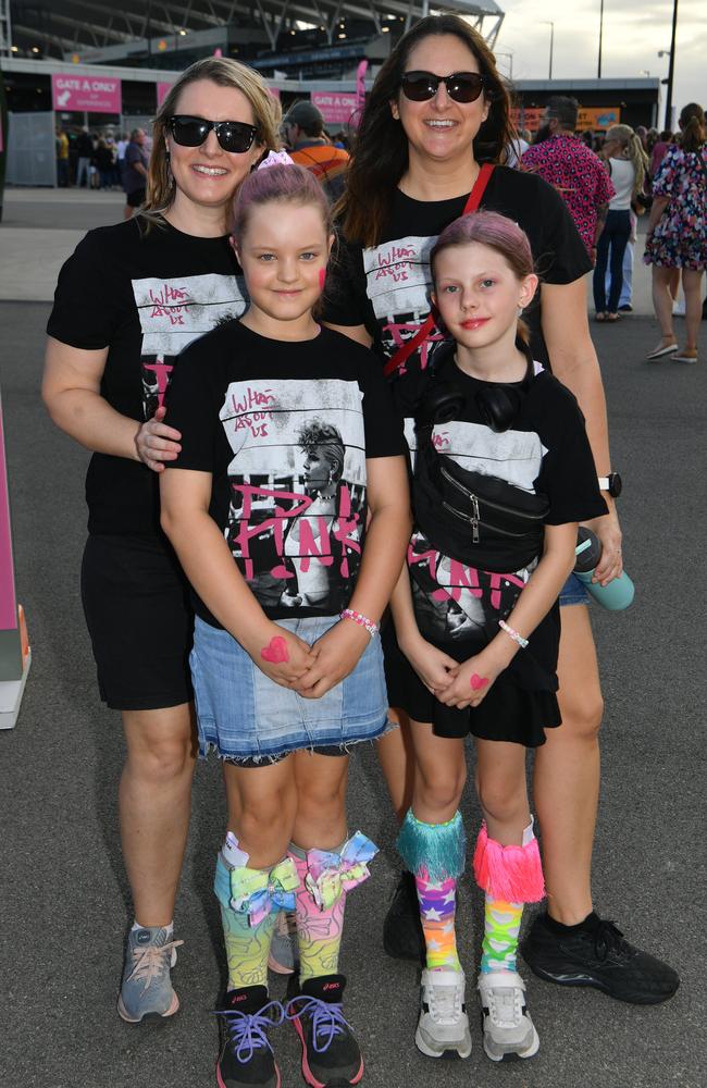 Socials at Pink convert at Townsville's Quensland Country Bank Stadium. Picture: Evan Morgan