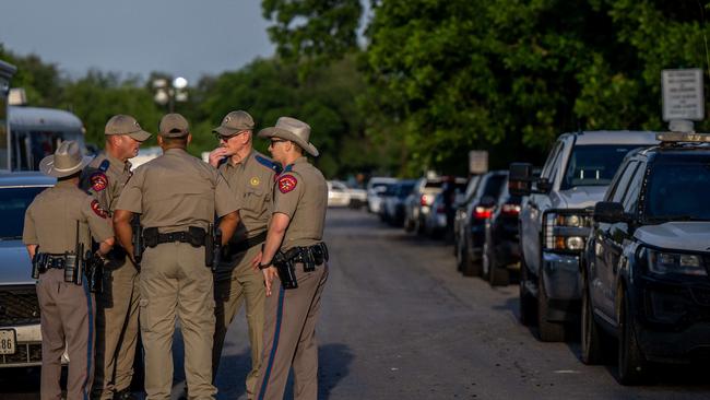 Authorities outside the scene of the school shooting in Uvalde, Texas. Picture: Brandon Bell/Getty Images/AFP