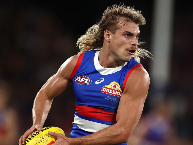 MELBOURNE . 30/03/2023.  AFL Round 3.   Western Bulldogs vs Brisbane Lions  at Marvel Stadium.  Bulldog Bailey Smith   . Pic: Michael Klein