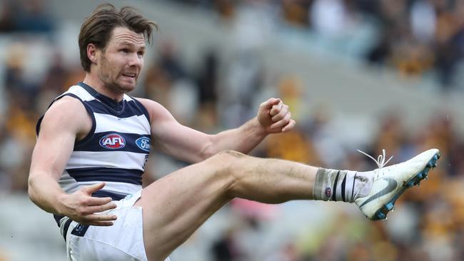 Patrick Dangerfield of the Cats in action during Round 21. Picture: AAP Image/David Crosling