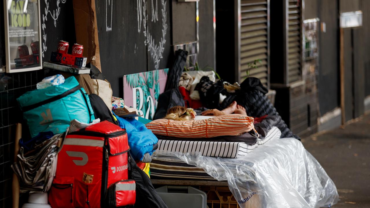 Rough sleepers on Victoria St in Potts Point. Picture: NCA NewsWire / Nikki Short