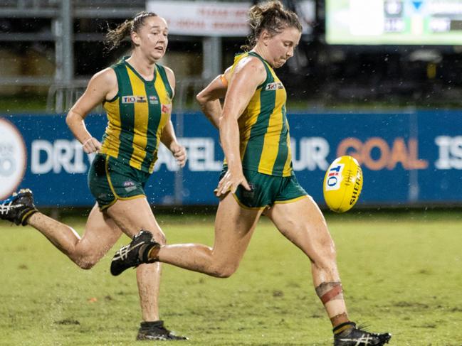 Hillary Grubb provides a big engine in the PINT backline. Photo: Celina Whan / AFLNT Media