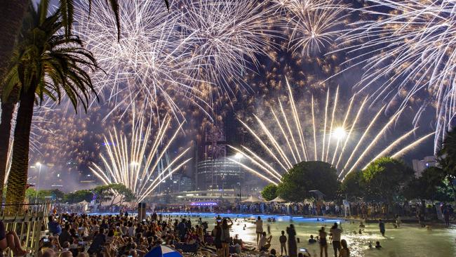 Fireworks at South Bank Brisbane for New Year's Eve in 2019. (AAP Image/Richard Walker)