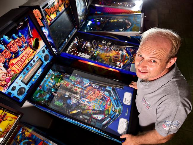 Rob Milla hosts The Alligator Creek Pinball Competition.