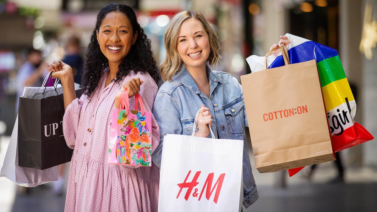 Christmas shoppers Chanelle Murray and Kristyn DeZilwa. Picture: Mark Stewart