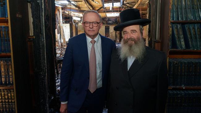 Anthony Albanese and Rabbi Solomon Kohn at the firebombed Adass Israel Synagogue in Melbourne.