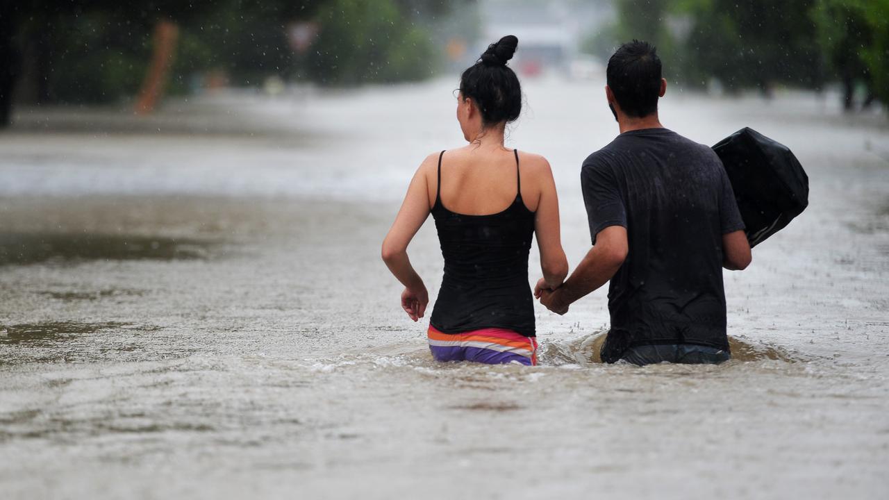 Residents of Rosslea being evacuated as Townsville continues to flood from heavy monsoonal rain. Picture: Alix Sweeney