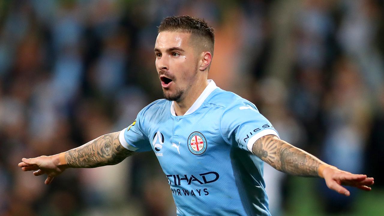 Central Coast Mariners to play Melbourne City in A-League grand final after  4-1 aggregate win over Adelaide - ABC News
