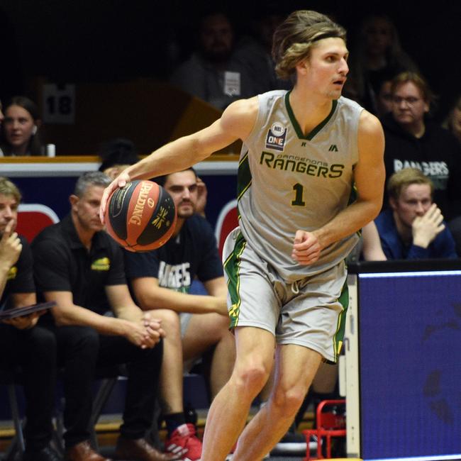 Matt Kenyon, pictured playing for Dandenong in the NBL1, the last Australian to sign with the Tasmania JackJumpers.