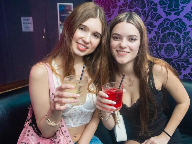 Jasmine Causer, Skyla Fatooros at Cocktails. Picture:  Lucas Linck