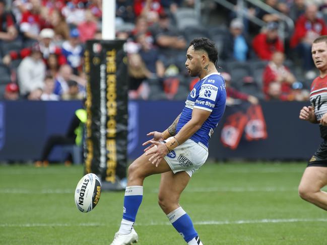 Player of the match Niwhai Puru kicks for Newtown. Picture Warren Gannon Photography