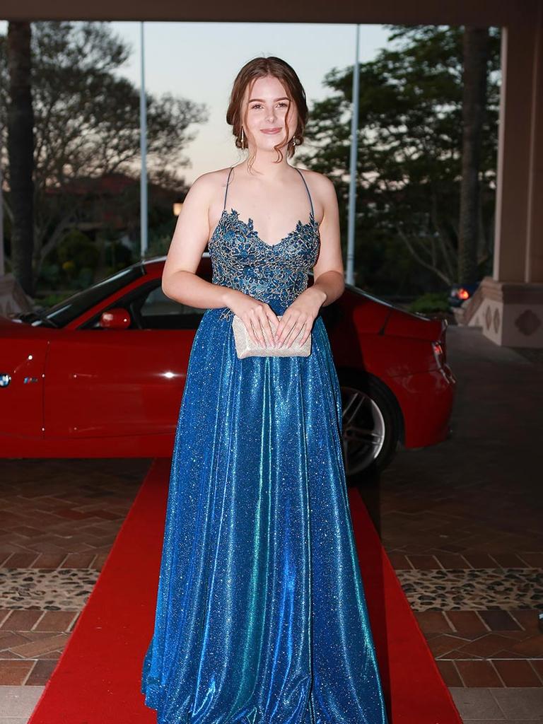 17th October 2020, Renee Denovanfrom Rivermount College attend their year 12 formal at Links hope Island Photo Paul Stevens SMP Images