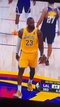 Lebron jumps teasing fan during Lakers game