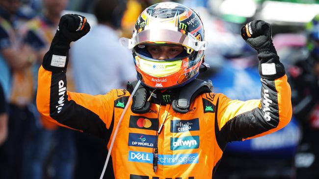 BARCELONA, SPAIN - JUNE 01: Race winner Oscar Piastri of Australia and McLaren celebrates in parc ferme during the F1 Grand Prix of Spain at Circuit de Barcelona-Catalunya on June 01, 2025 in Barcelona, Spain. (Photo by Mark Thompson/Getty Images)