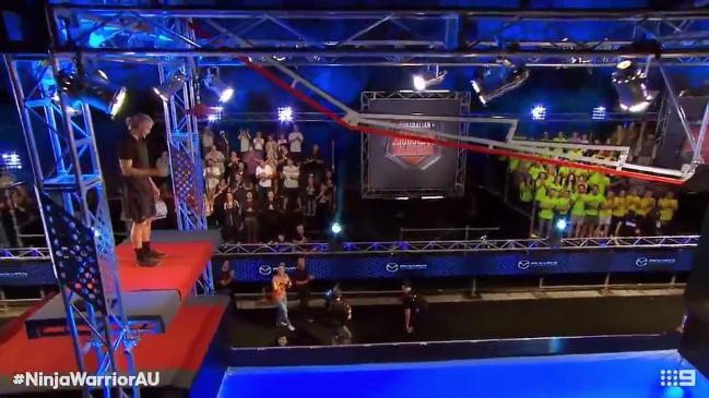 Olympic protégé Jett Kenny is first to take on tonight’s Ninja Warrior