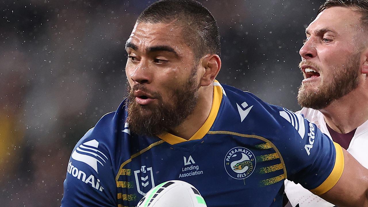 SYDNEY, AUSTRALIA - JULY 21: Isaiah Papali'I of the Eels is tackled during the round 19 NRL match between the Parramatta Eels and the Brisbane Broncos at CommBank Stadium on July 21, 2022, in Sydney, Australia. (Photo by Cameron Spencer/Getty Images)