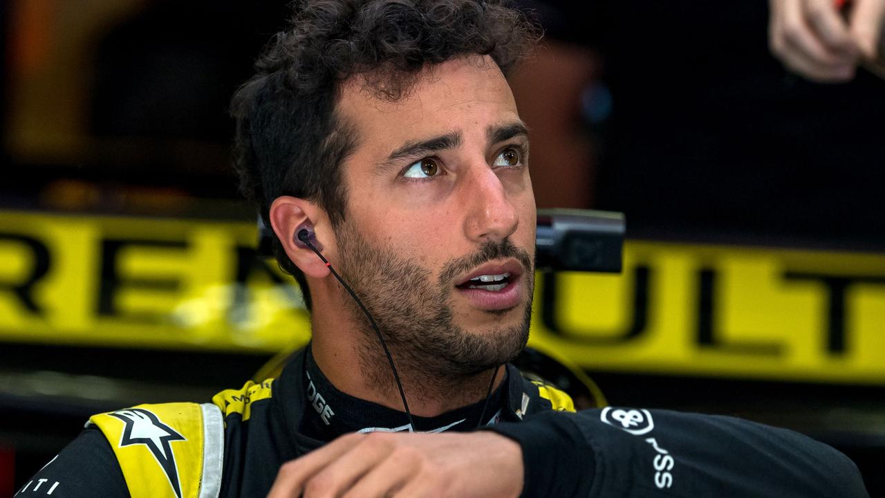 Daniel Ricciardo hit with Daniil Kvyat sledge: Azerbaijan Grand Prix ...