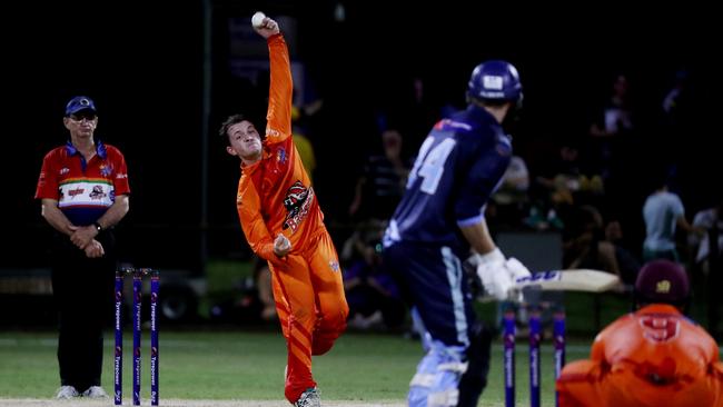 Barrier Reef Big Bash Game 1: Badgers v Hurricanes at Griffiths Park. Badgers' William Robertson. Picture: Stewart McLean