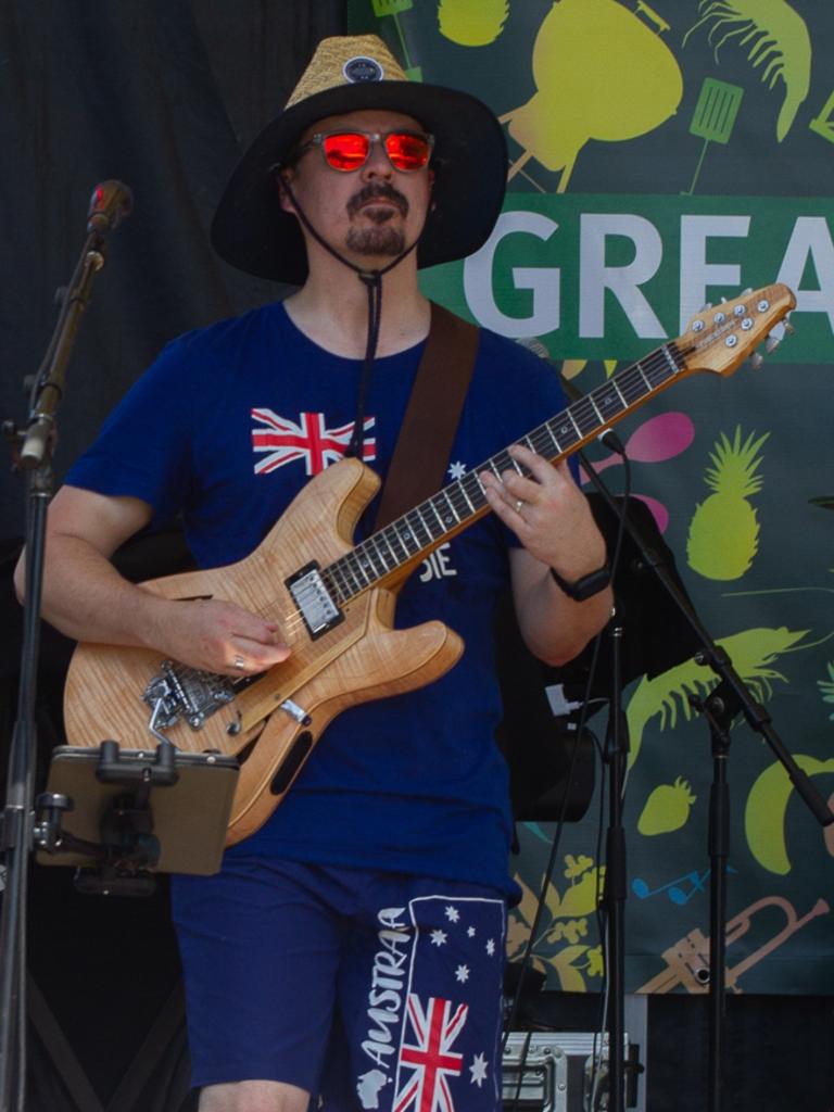 Park guests sang along to popular Aussie tunes.