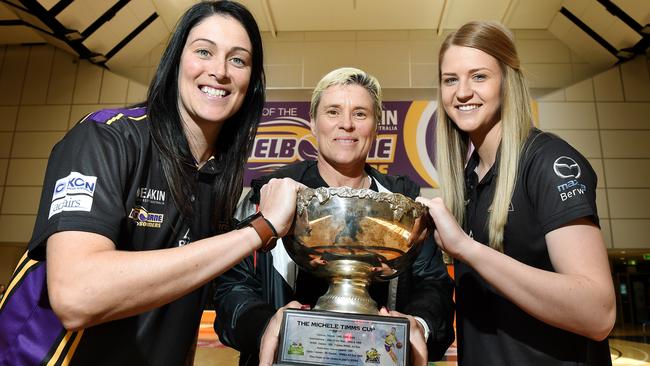 Melbourne Boomers and Dandenong Rangers contest Michele Timms Cup