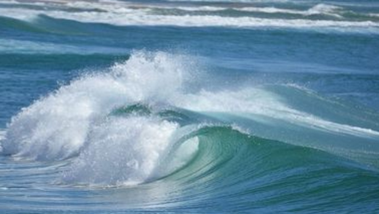 Thanks to Carly Adams for this shot of a barrel at North Wall. Coffs cover image.