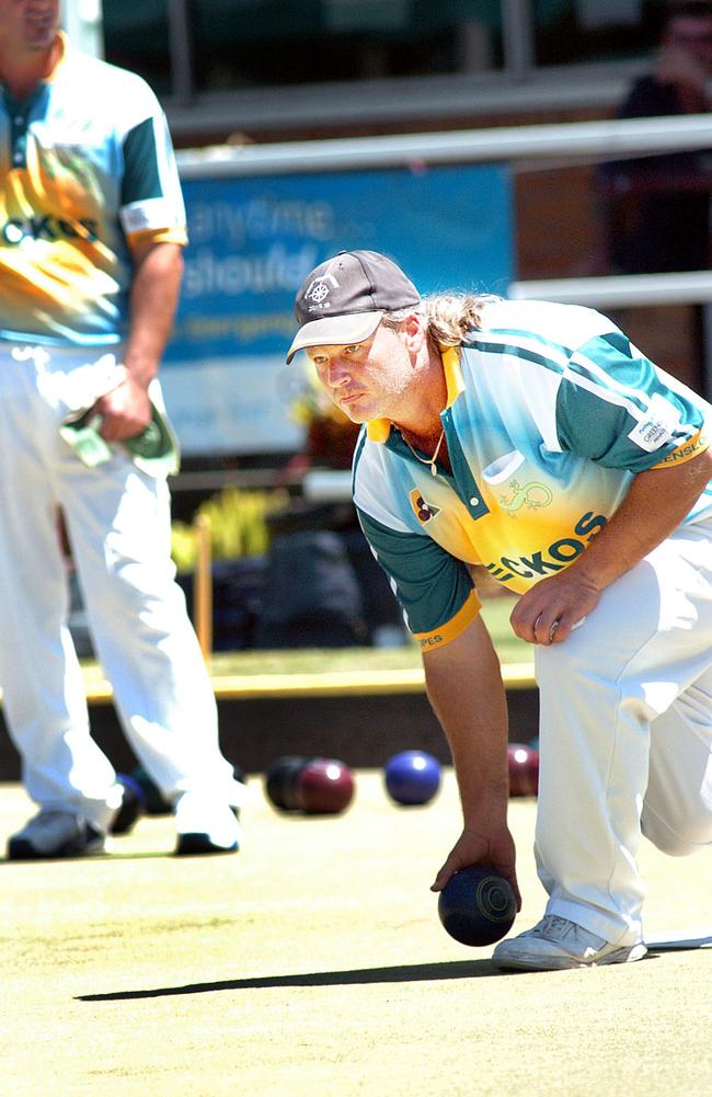 Competitive bowling at the Greenslopes Bowls Club back in 2006.