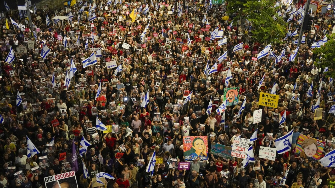 Thousands of Israelis take to the streets in Tel Aviv demanding Gaza hostage deal