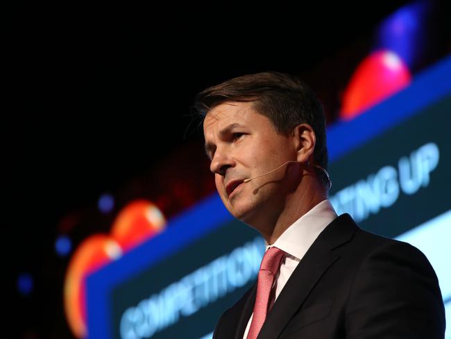 17/11/2017  Founder and Portfolio Manager VGI Partners Rob Luciano  speaking at the Sohn Hearts and Minds investment conference, which brings together leading investors from Australia and around the world to share their best investment ideas to raise money for medical research. (Jane Dempster/The Australian)
