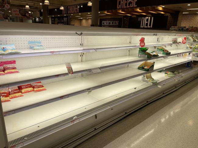 Why Woolies, Coles, Aldi shelves are empty