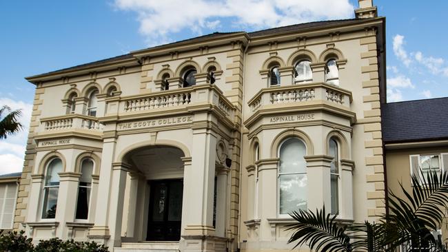 Covid strikes at pricey Sydney private school