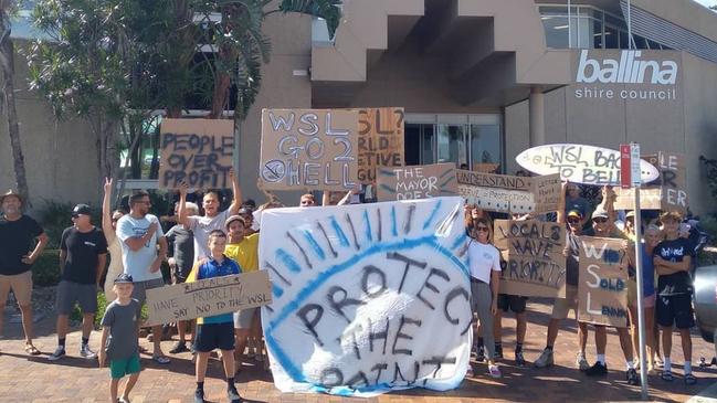 The balna.nsw Instagram page posted this photo after the decision on the World Surf League event at Lennox Head, with the caption: "What a community".