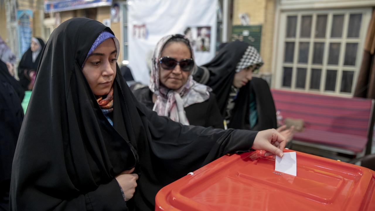 Iran elects first reformist president in two decades