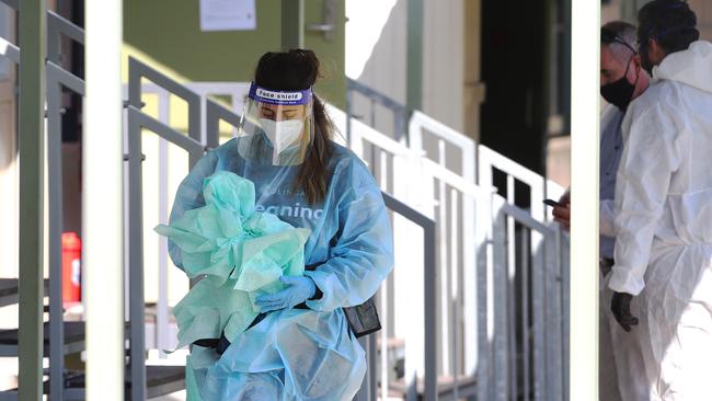 Newcastle's Jesmond Public School underwent a thorough deep clean after one of its students tested positive for Covid 19. Picture: NCA NewsWire / Peter Lorimer