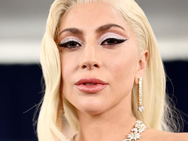 SANTA MONICA, CALIFORNIA - FEBRUARY 27: Lady Gaga attends the 28th Screen Actors Guild Awards at Barker Hangar on February 27, 2022 in Santa Monica, California. 1184550 (Photo by Emma McIntyre/Getty Images for WarnerMedia)