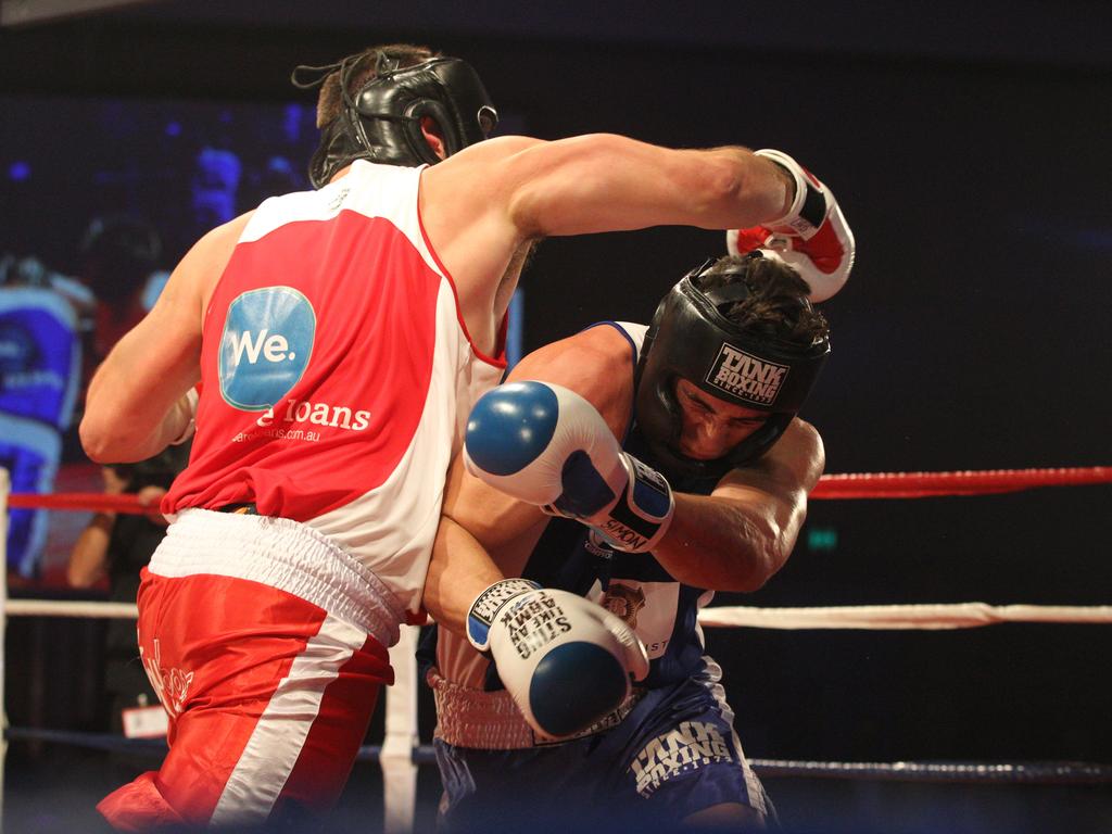 Gloves And Gowns At Perth’s Royal Queensbury Championship 