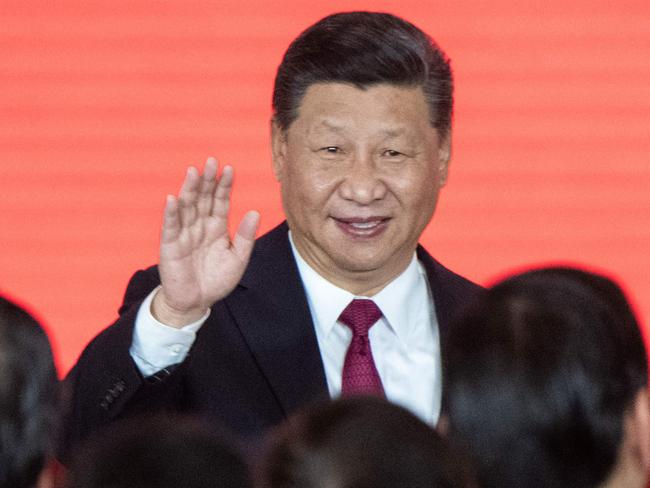 China's President Xi Jinping attends the opening ceremony of the Hong Kong-Zhuhai-Macau Bridge at the Zhuhai Port terminal on October 23, 2018. - China's President Xi Jinping launched the world's longest sea bridge connecting Hong Kong, Macau and mainland China on October 23 at a time when Beijing is tightening its grip on its semi-autonomous territories. (Photo by FRED DUFOUR / AFP)