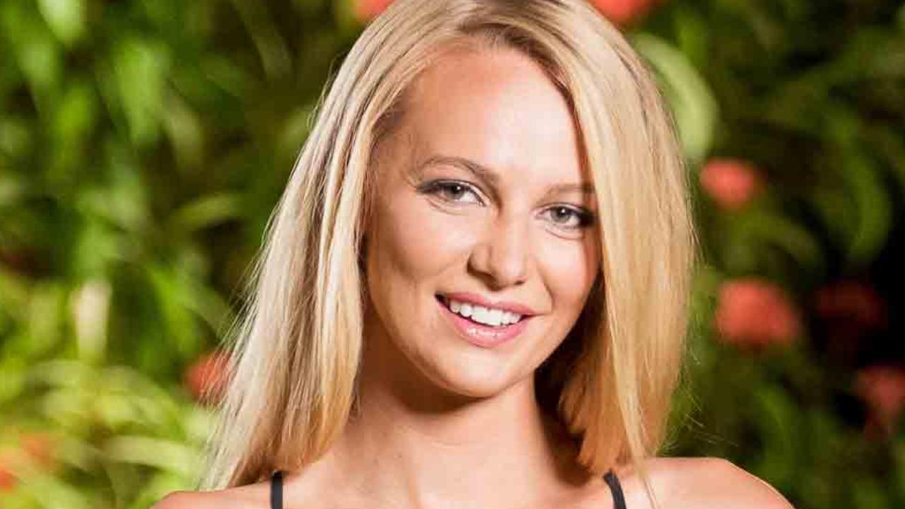 Bachelor In Paradise Leah Costa Reveals Cringeworthy Stunt Daily