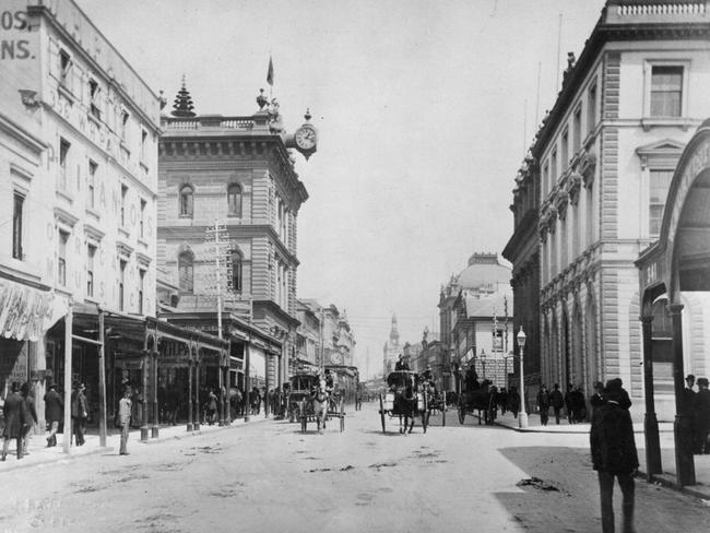 1885: Horse carts took over the roads back then. Picture: Hulton Archive/Getty Images