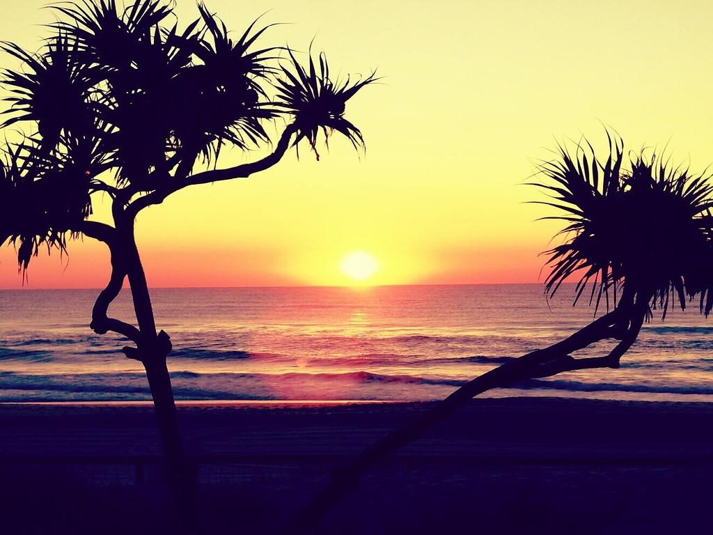 Sunrise, Surfers Paradise. Picture: Robert Edmondson 