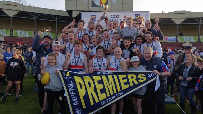 Mornington withthe 2023 MPFNL Division 2 flag. Picture: Valeriu Campan