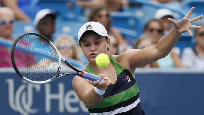 Ashleigh Barty defeated Venus Williams in a big boost to her US Open hopes.