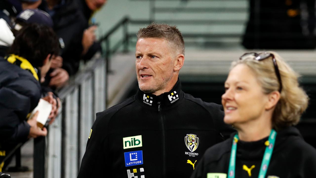 MELBOURNE, AUSTRALIA - JUNE 09: Damien Hardwick, Senior Coach of the Tigers looks on before the 2022 AFL Round 13 match between the Richmond Tigers and the Port Adelaide Power at the Melbourne Cricket Ground on June 09, 2022 in Melbourne, Australia. (Photo by Dylan Burns/AFL Photos via Getty Images)