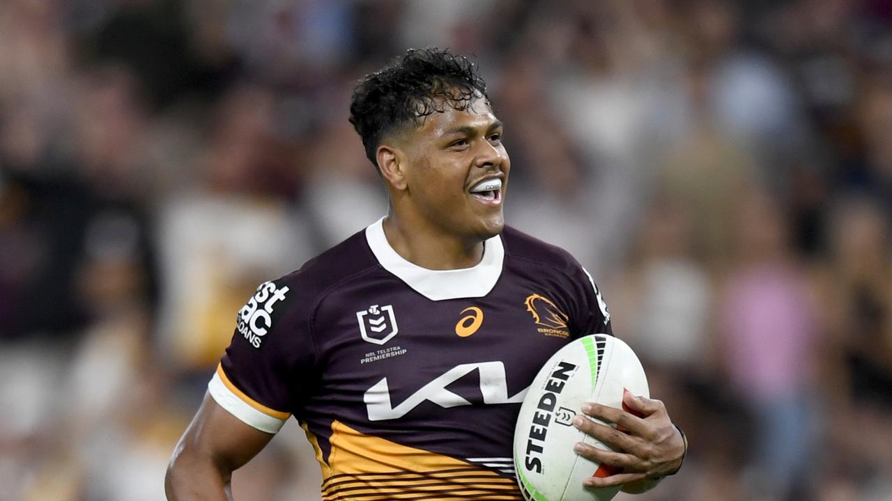 NRL 2024: Selwyn Cobbo prepared to take unders to stay at Broncos, as ...