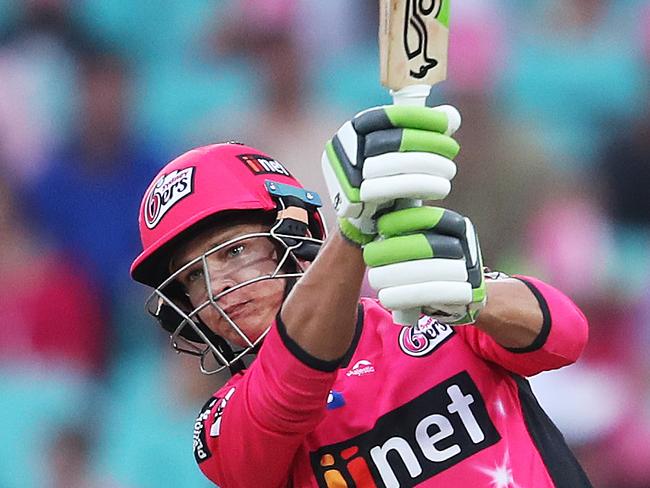 Sixers' Josh Philippe boundary during BBL match between the Sydney Sixers and Brisbane Heat at the SCG. Picture. Phil Hillyard