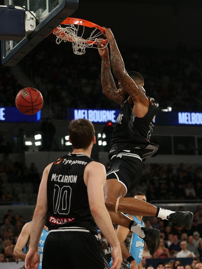 Shawn Long threw down a couple of monster jams on his way to a game-high 27 points. Picture: AAP