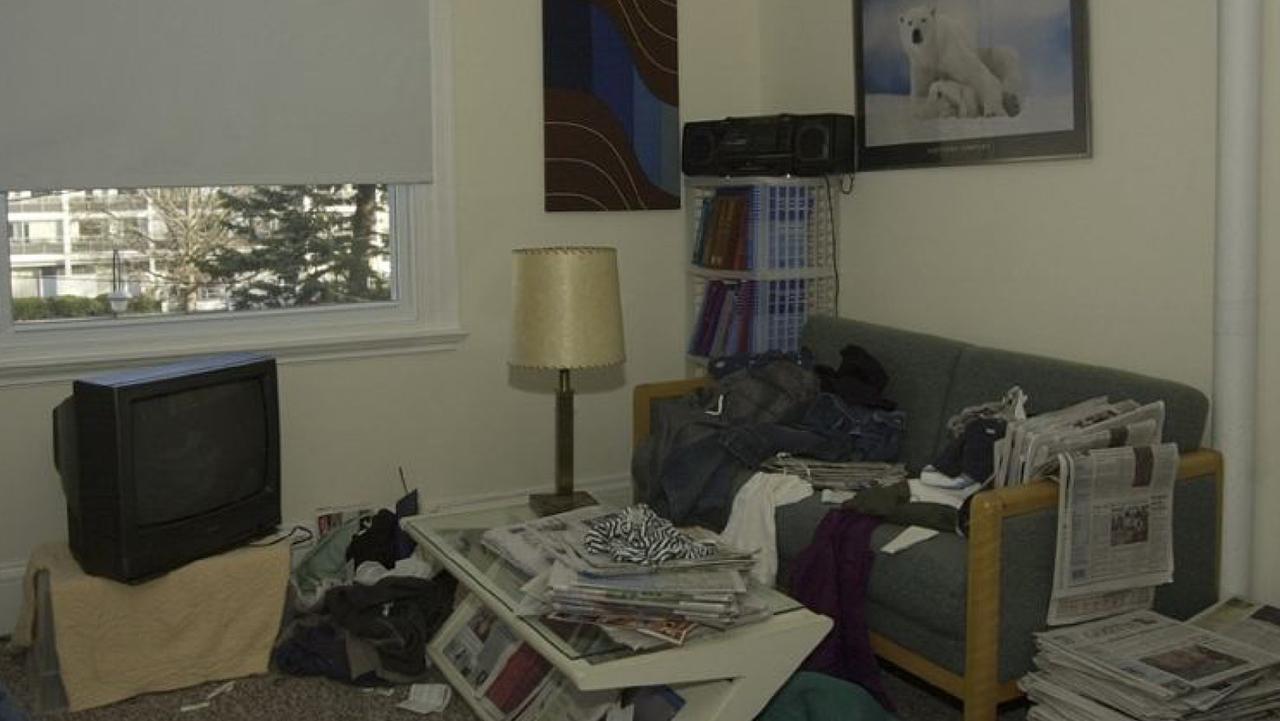 Hoarders: ‘Clutter scale’ helps people decide if they have a problem ...