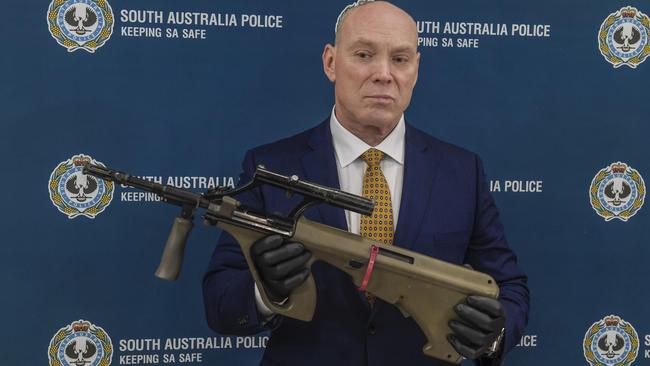 Detective Superintendent Stephen Taylor has revealed the discovery of a dangerous weapons cache uncovered at Newton. Picture: Roy Van Der Vegt