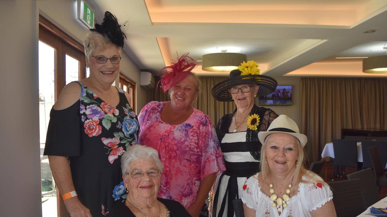 (front) Patricia Grundy, Heather Armstrong, (back) Lenore Gordon, Fleur Gordon and Mary Wells.